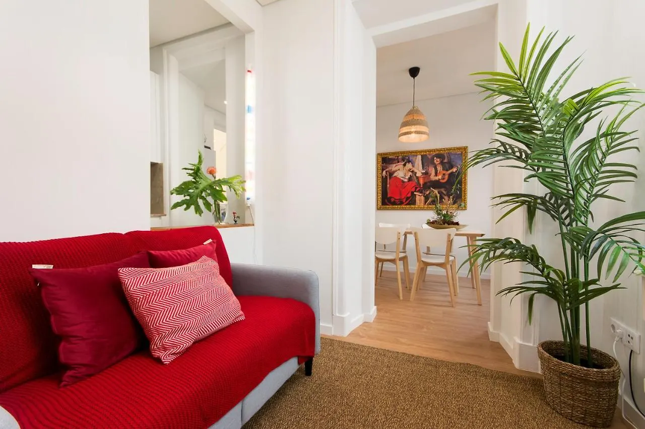 Charming Apartment For A Great Stay In Lisbon
