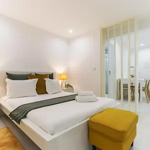 Apartment Graca Elegant By Homing, Lisbon