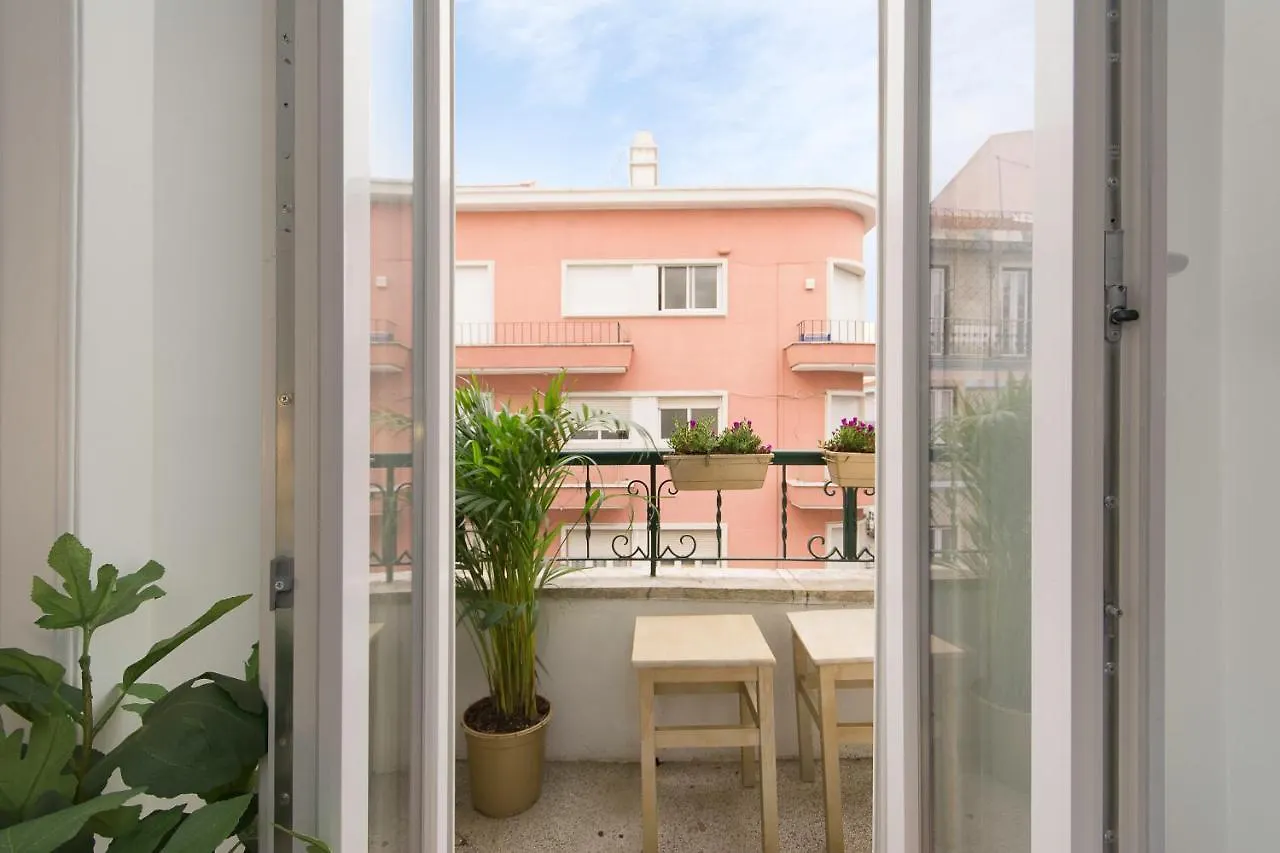 Charming Apartment For A Great Stay In Lisbona Portogallo